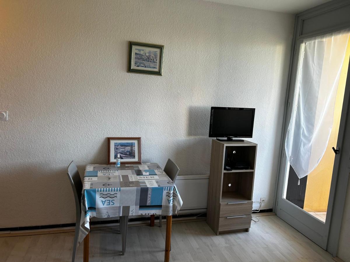 Studio Ideal Pour Cure Thermale Balaruc-les-Bains Eksteriør billede